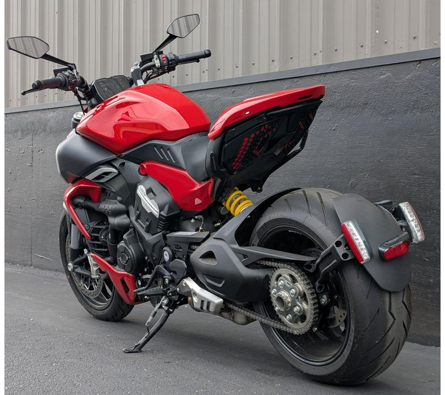 Used 2024 DUCATI DIAVEL V4