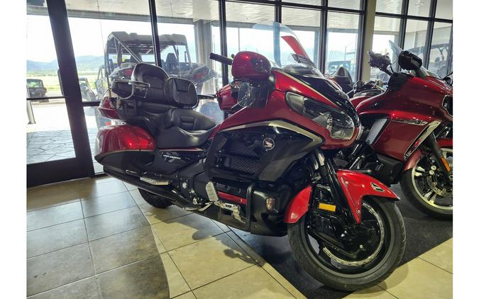 2015 GOLD WING ABS AUDIO, COMFORT, NAVI XM - Honda