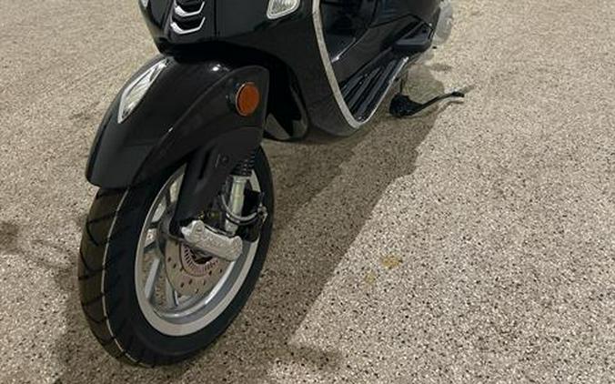 2023 Vespa Primavera 150