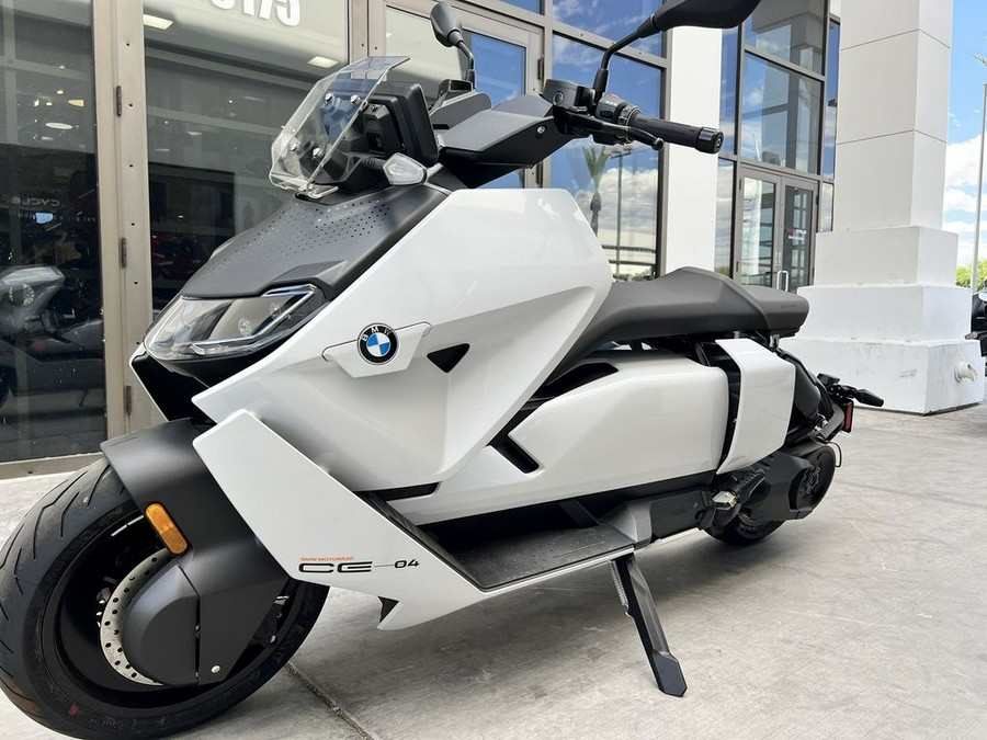 2023 BMW CE 04 Light White