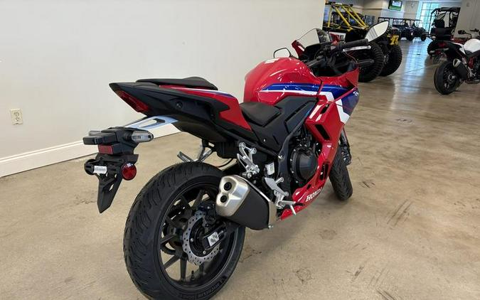 2025 Honda CBR500R ABS