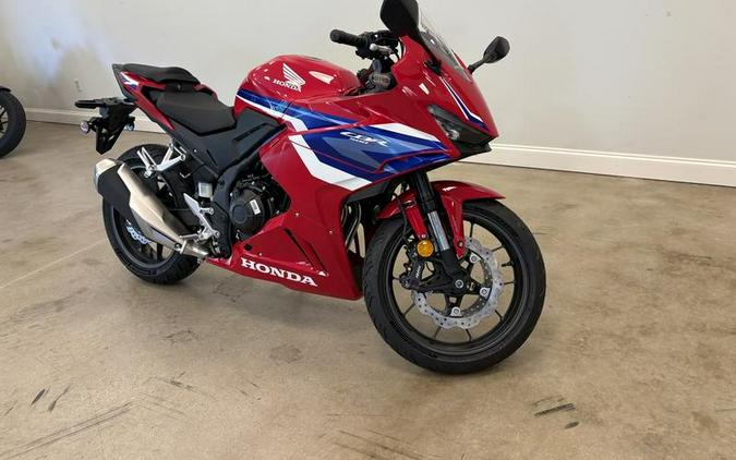 2025 Honda CBR500R ABS