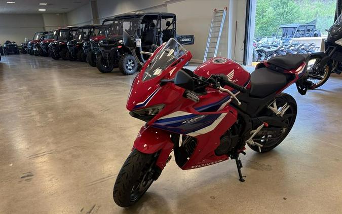 2025 Honda CBR500R ABS