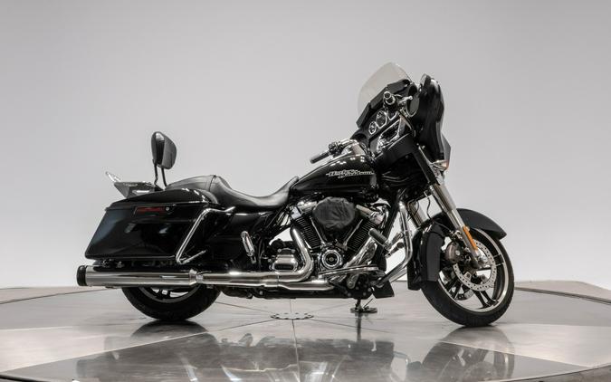 2019 HARLEY-DAVIDSON FLHX STREET GLIDE in Vivid Black