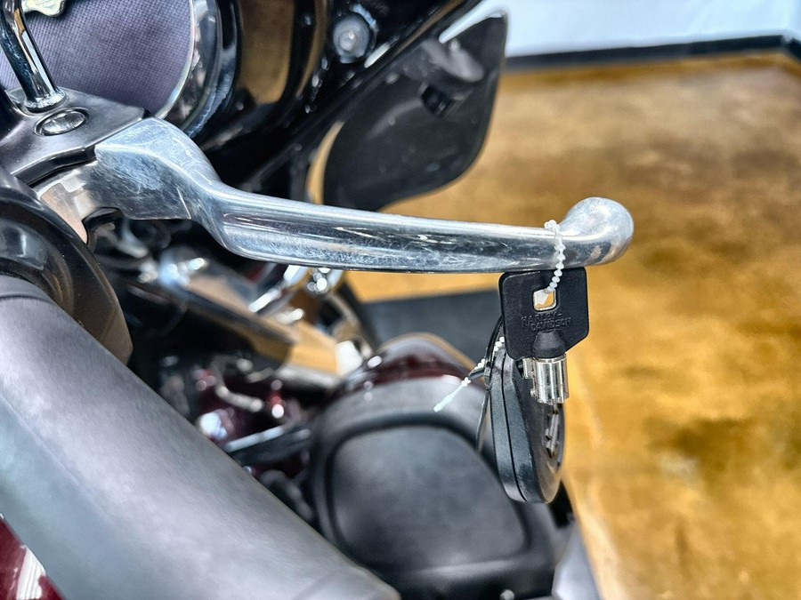 2018 Harley-Davidson® Ultra Limited Twisted Cherry