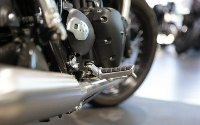 2024 Triumph Bonneville T100