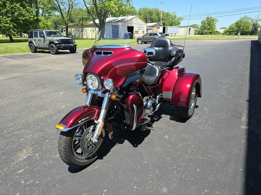 2017 Harley-Davidson Trike FLHTCUTG - Tri Glide Ultra