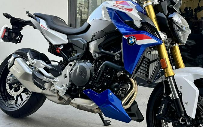 2024 BMW F 900 R Sport