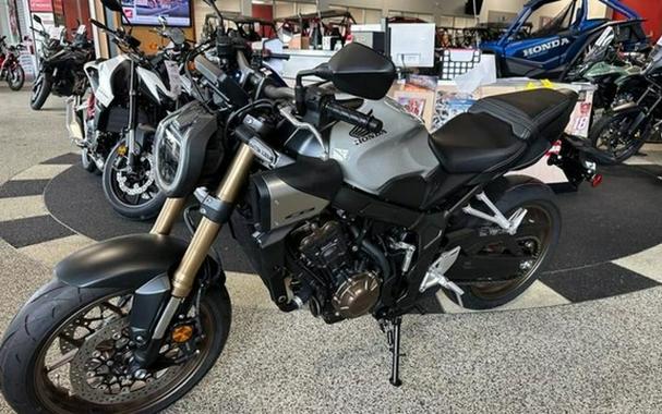 2025 Honda CB650R E-Clutch