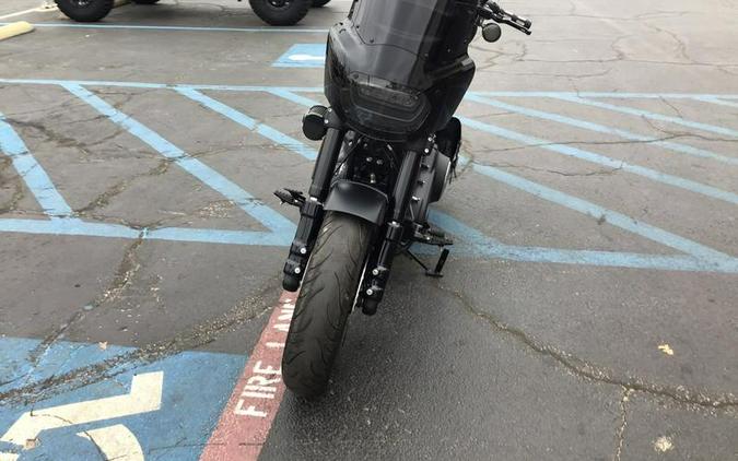 2018 Harley-Davidson® FXFBS - Softail® Fat Bob® 114