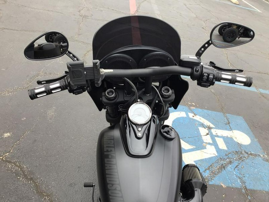 2018 Harley-Davidson® FXFBS - Softail® Fat Bob® 114