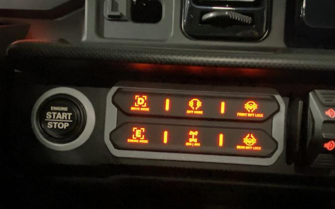 2026 Can-Am SSV DEF MAX LTD 65 HD11 TN HB 26 Limited HD11