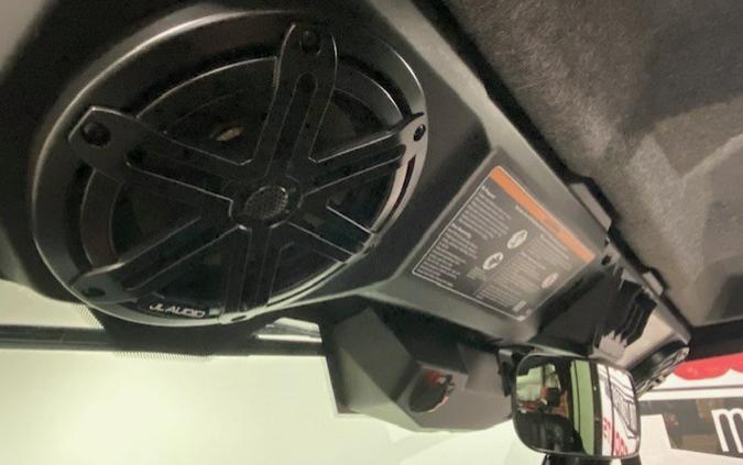 2026 Can-Am SSV DEF MAX LTD 65 HD11 TN HB 26 Limited HD11