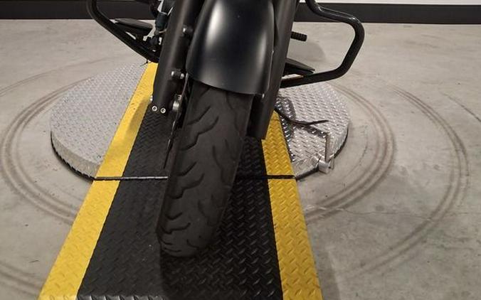 2018 Indian Motorcycle® SPRINGFIELD DARK HORSE