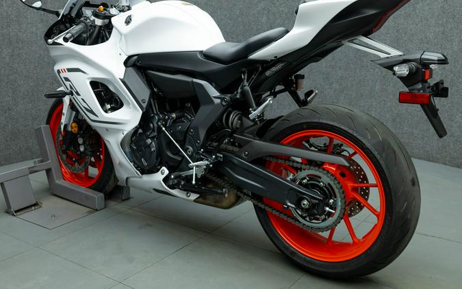 2023 YAMAHA YZFR7 700