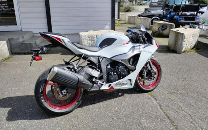 2025 Kawasaki Ninja® ZX™-6R ABS