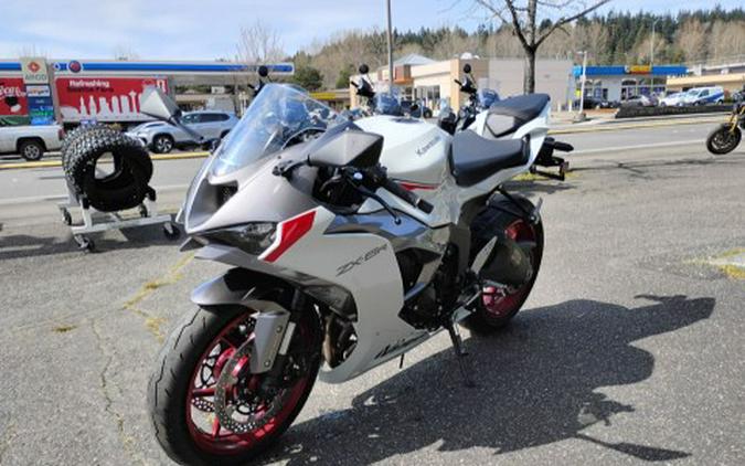 2025 Kawasaki Ninja® ZX™-6R ABS