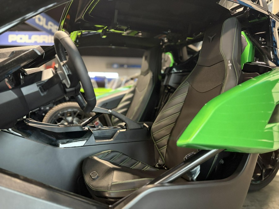 2026 Slingshot GRAND TOURING