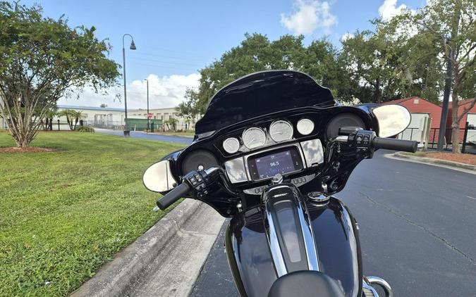 FLHXS 2021 Street Glide Special