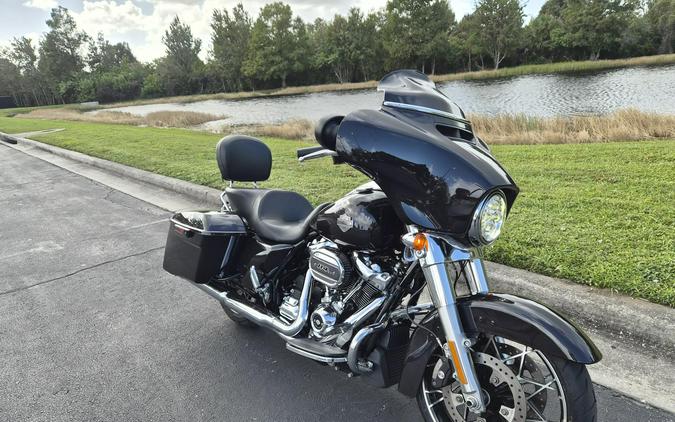 FLHXS 2021 Street Glide Special