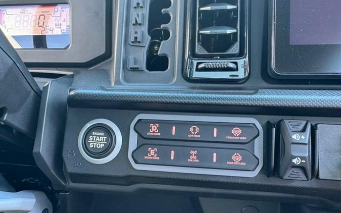 2026 Can-Am Defender Limited HD11