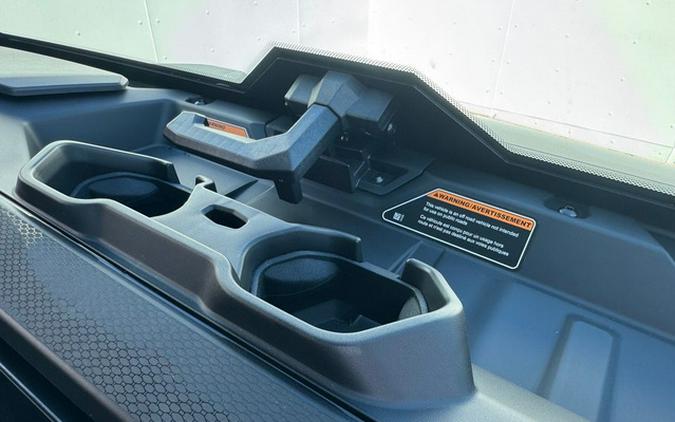 2026 Can-Am Defender Limited HD11