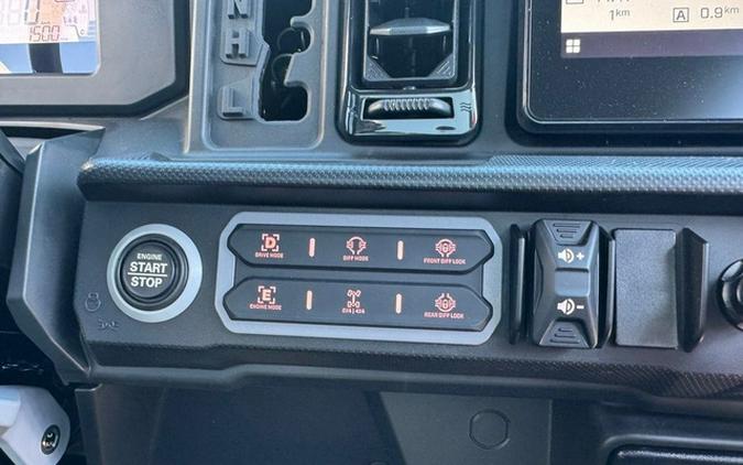 2026 Can-Am Defender Limited HD11