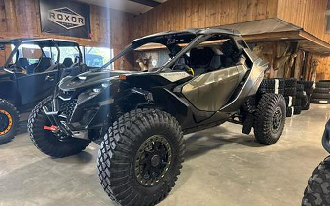 2026 Can-Am Maverick R X RC with Smart-Shox