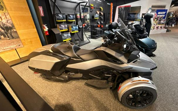2025 Can-Am Spyder RT Base