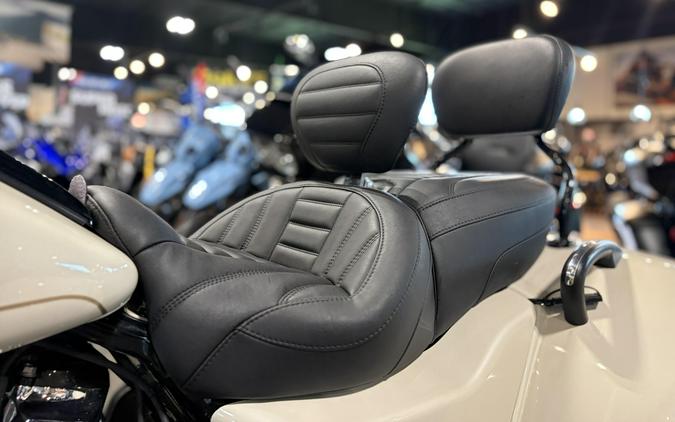 2023 HARLEY Freewheeler