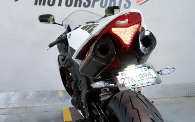 2012 Yamaha Motor Corp., USA YZF-R1