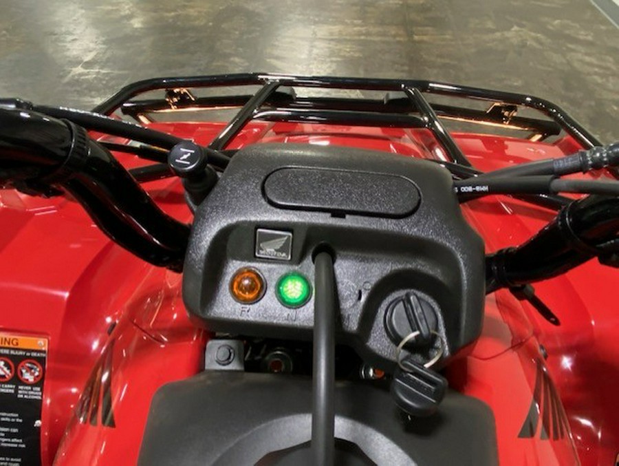 2026 Honda RECON Base - Hero Red