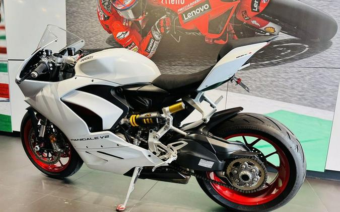 2022 Ducati Panigale V2 White Rosso Livery