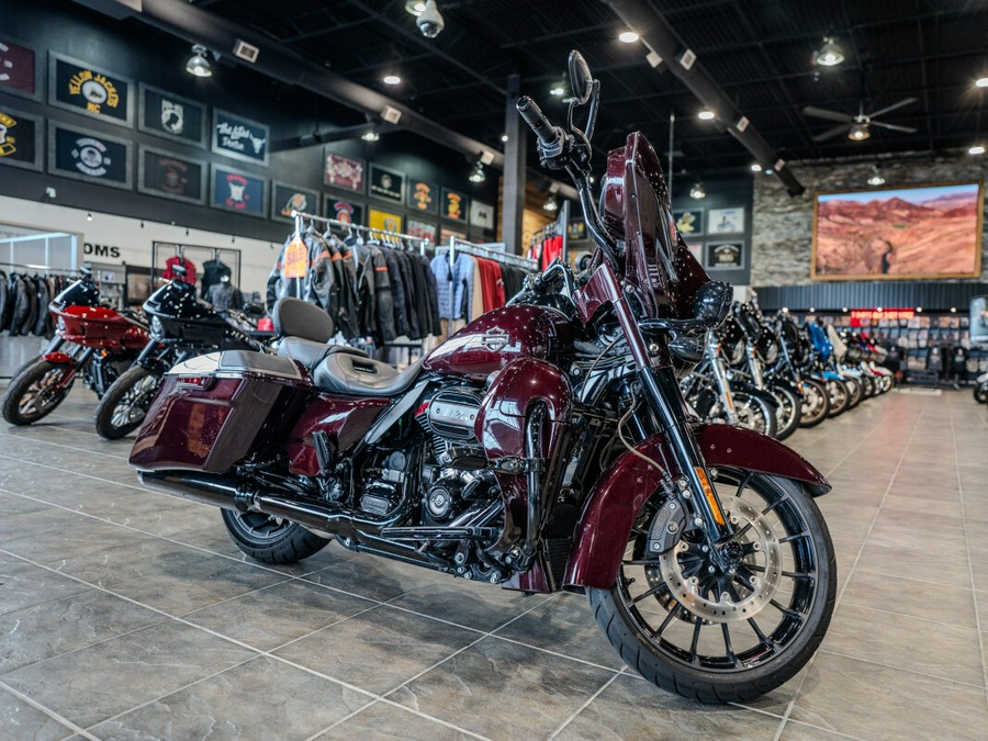 2019 CVO Street Glide FLHXSE