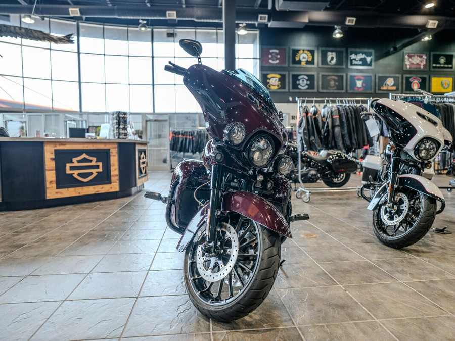 2019 CVO Street Glide FLHXSE