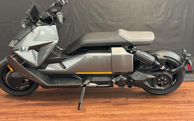 2023 BMW CE 04