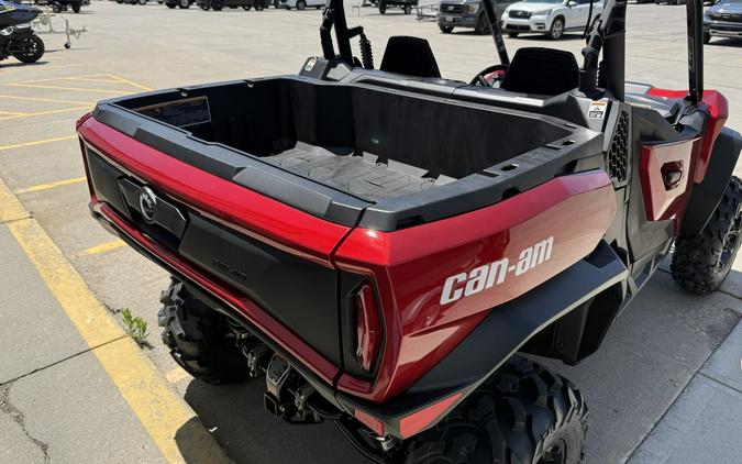 2026 Can-Am Commander XT 700