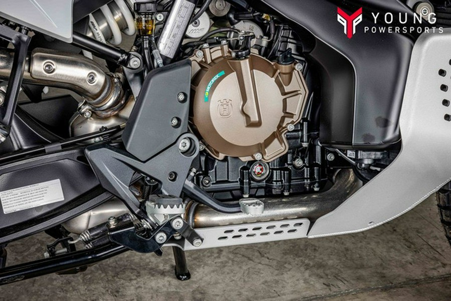 2025 Husqvarna Norden 901 Expedition