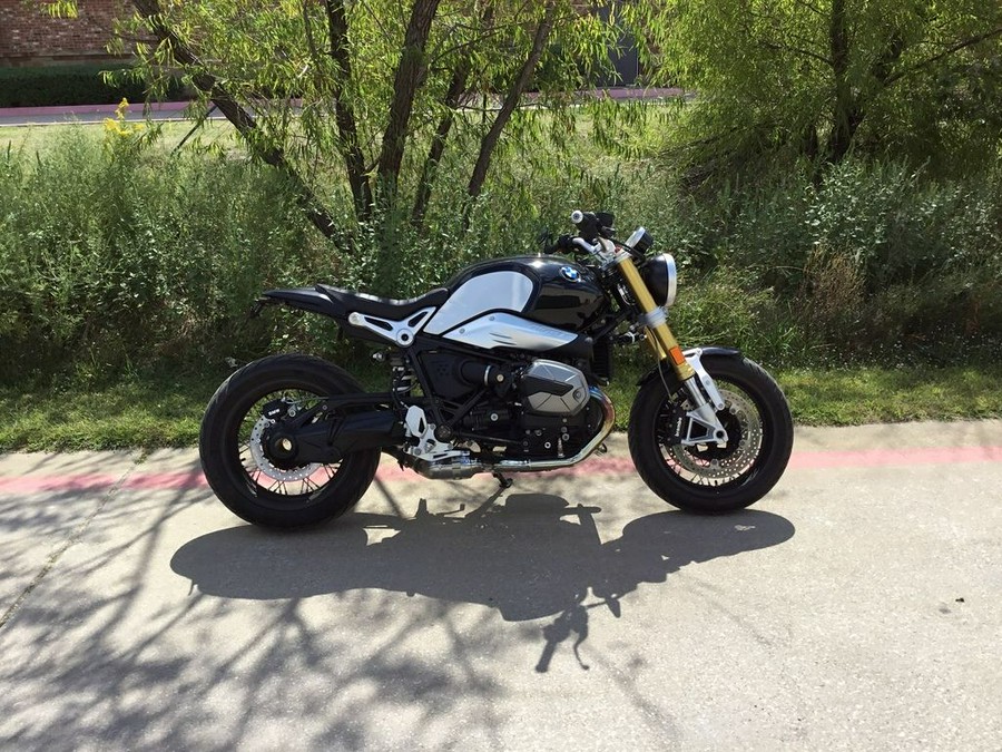 2021 BMW R nineT Black Storm Metallic