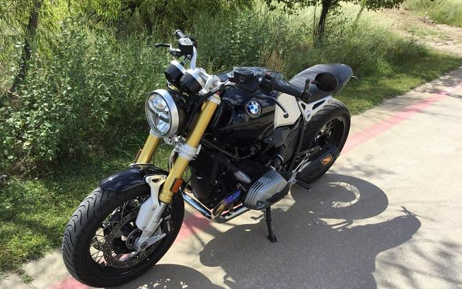 2021 BMW R nineT Black Storm Metallic