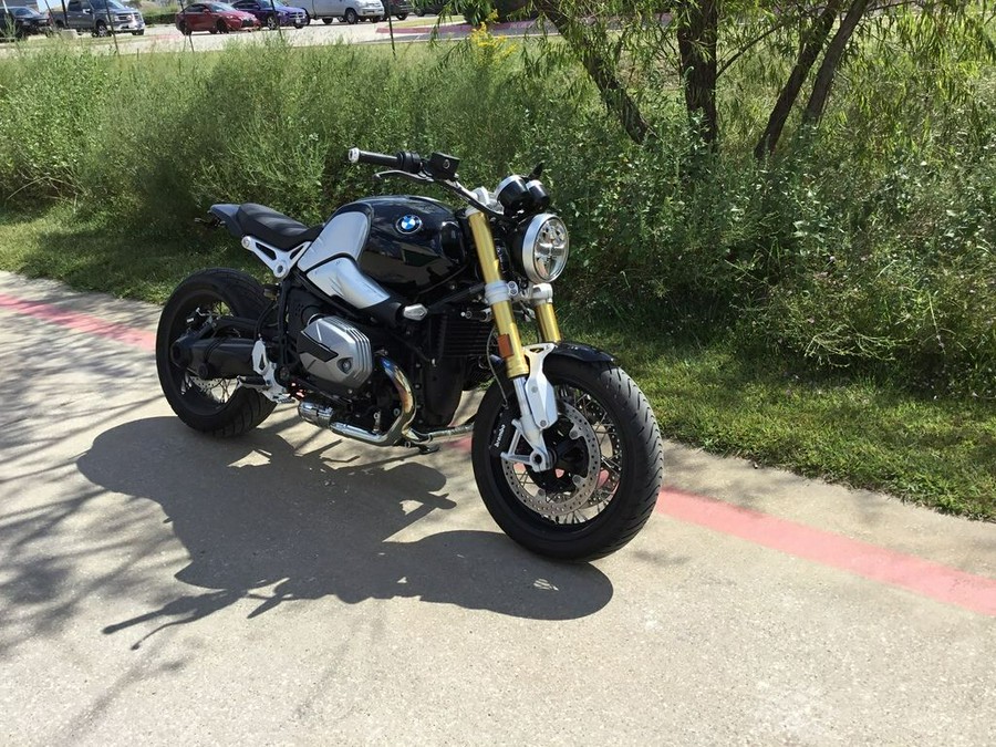 2021 BMW R nineT Black Storm Metallic