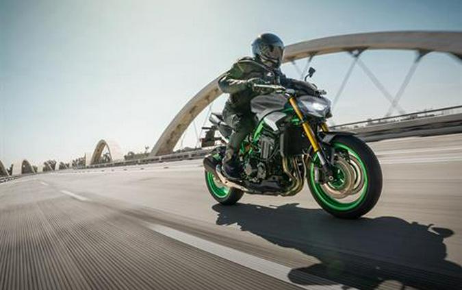 2026 Kawasaki Z900 SE ABS