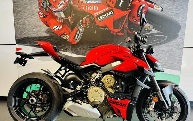 2023 Ducati Streetfighter V4 Ducati Red