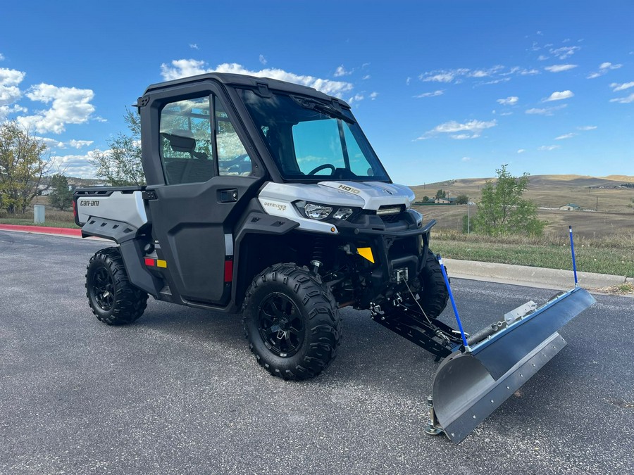 2019 Can-Am Defender XT CAB HD10