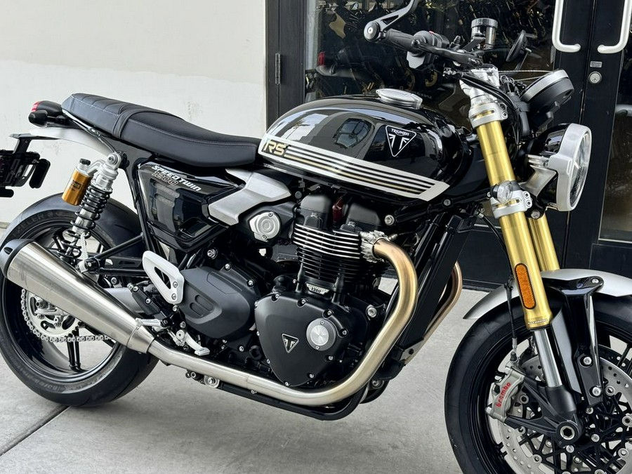 2025 Triumph Speed Twin 1200 RS Sapphire Black