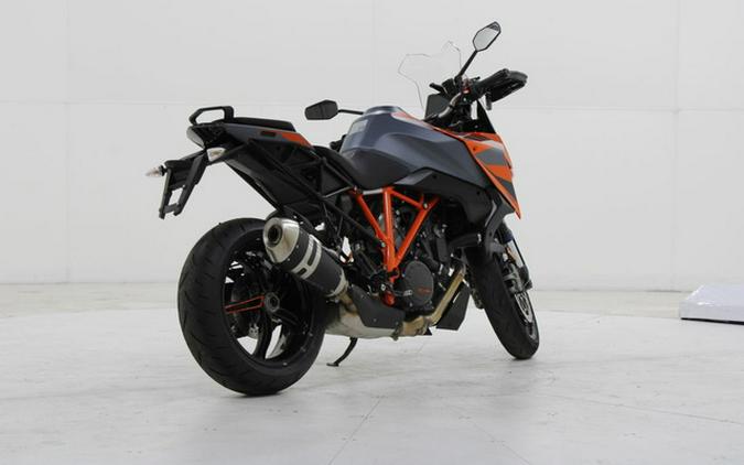2023 KTM Super Duke 1290 GT