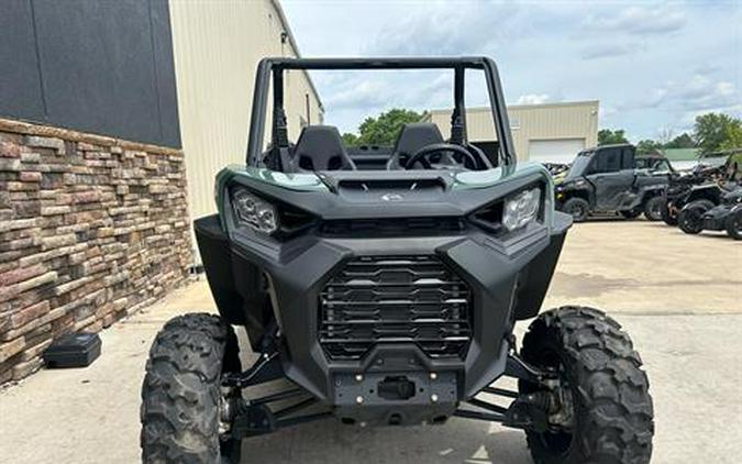 2023 Can-Am Commander DPS 700