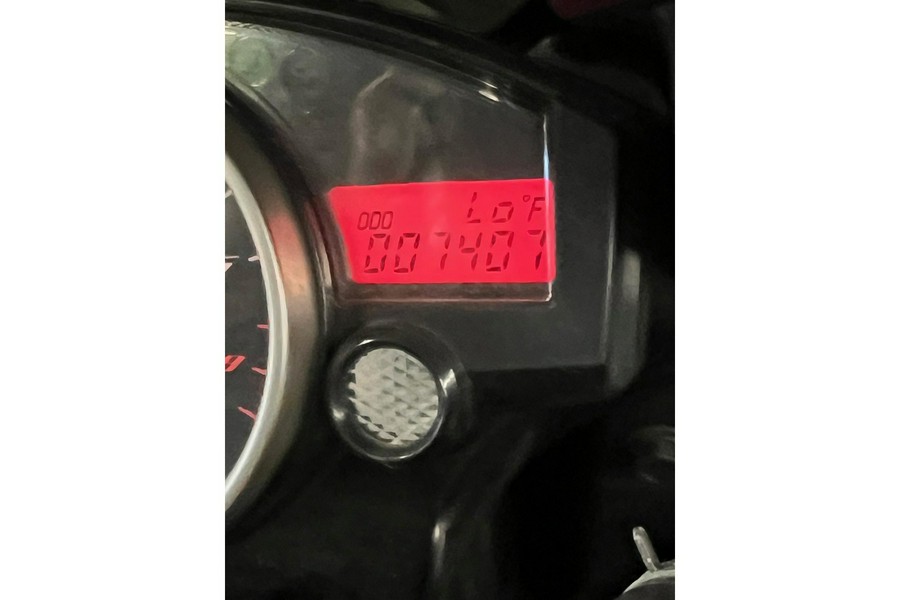 2016 Yamaha YZF-R6 - 60th Anniversary Yellow