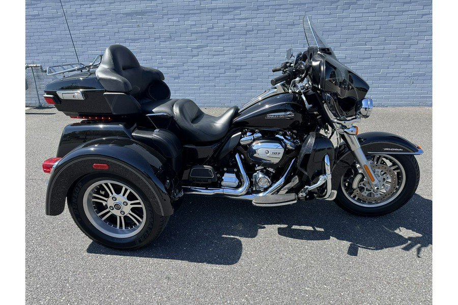 2017 TRI GLIDE - Harley-Davidson®
