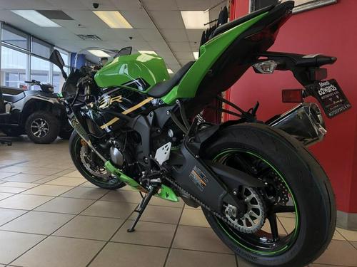 2020 Kawasaki Ninja ZX-6R MC Commute Review Photo Gallery